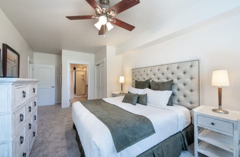 Condo, 2 Bedrooms | 2 bedrooms, iron/ironing board, free WiFi