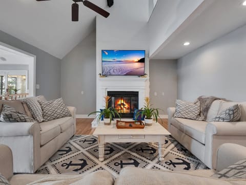 Main area living room. 4k tv, gas fireplace, queen sleeper sofa