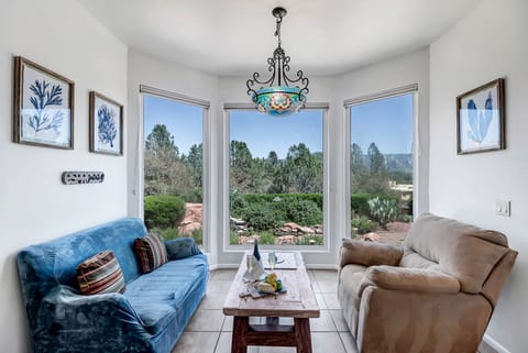 Sitting Area by Kitchen with Red Rock Views