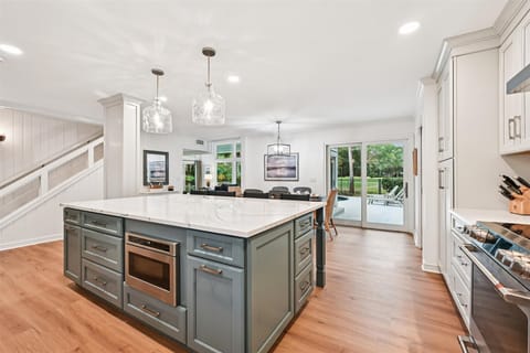 Newly Renovated (2025) Kitchen at 20 Red Maple