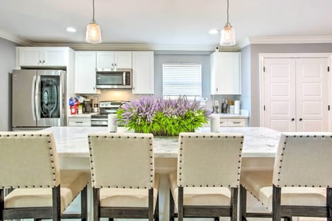 Kitchen | Fully Equipped | Cooking Basics