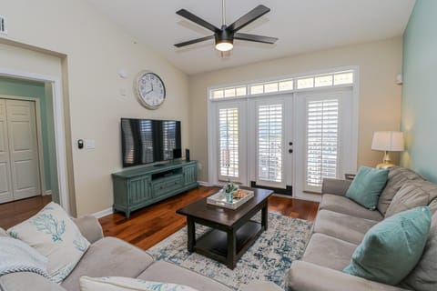 St. Augustine Beach Rentals Living Room