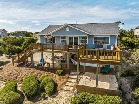 Stunning Coastal Retreat - 2nd Row Beach house with Decks & Ocean Views