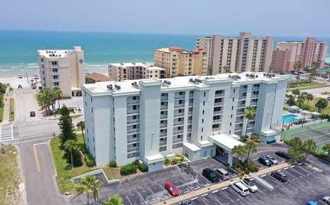Welcome to the Ocean Terrace Club in Daytona Beach Shores!