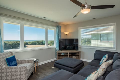 Living Area - Southwest