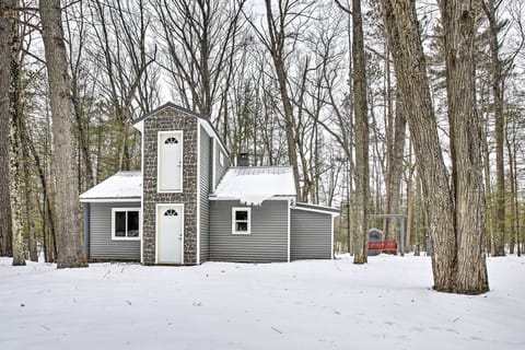 Wellston Vacation Rental | 2BR | 1BA | Step-Free Access | 600 Sq Ft