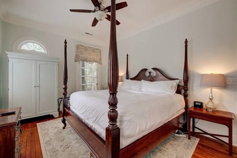 King Bed (1)