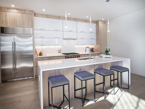 Kitchen Counter Seating