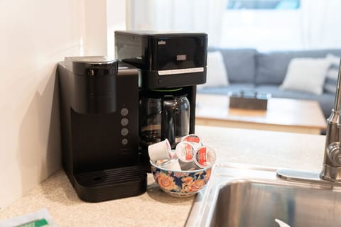 Coffee Pot provided on site