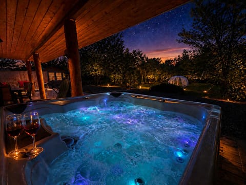Enjoy Night Skies from The Hot Tub