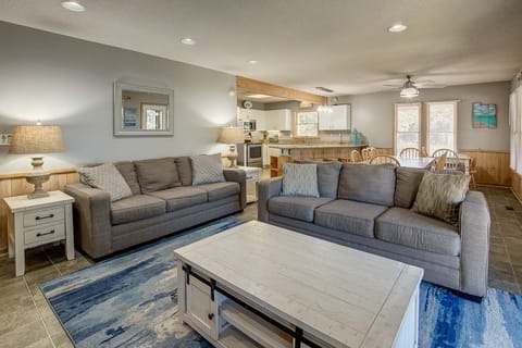 Mid-Level Great Room with Deck Access