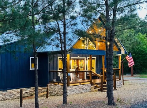 Step into your dream escape! Let's make some unforgettable memories in this perfect retreat!