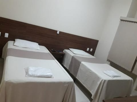 Basic Double or Twin Room | Laptop workspace