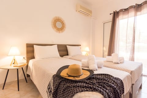 Design Double or Twin Room | Premium bedding, in-room safe, individually decorated