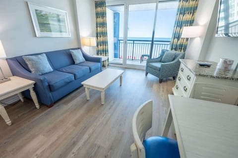 Direct Oceanfront, Beautifully Decorated