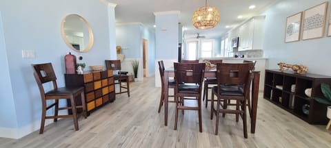 Open concept floor plan.