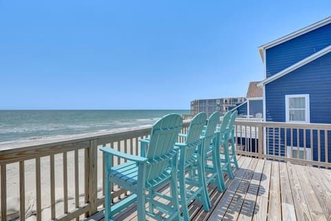 Second Floor Oceanfront Deck