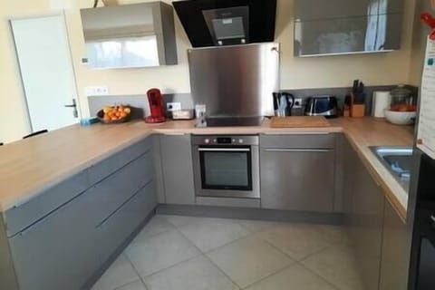 14b71efa e3fc 4ca2 bb74 5522421972fe