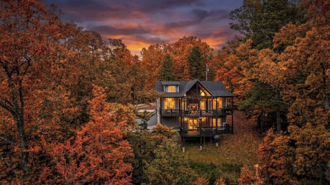 "Fall In Love" at Trapper View Lodge