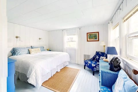 King Bedroom (Ground Floor)