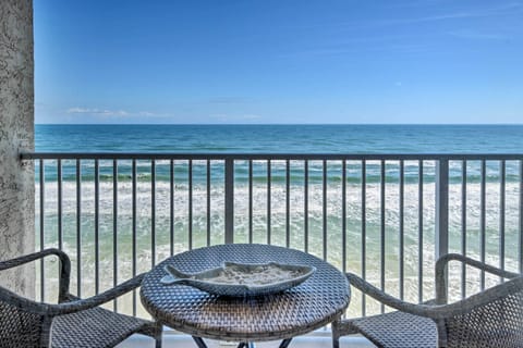 Daytona Beach Vacation Rental | 1BR | 2BA | Step-Free Access | 850 Sq Ft