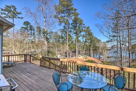 Appling Vacation Rental | 4BR | 3BA | 3,400 Sq Ft