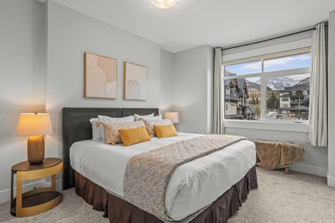 2nd floor; normally set up as king size bed with ensuite full bathroom; this bed