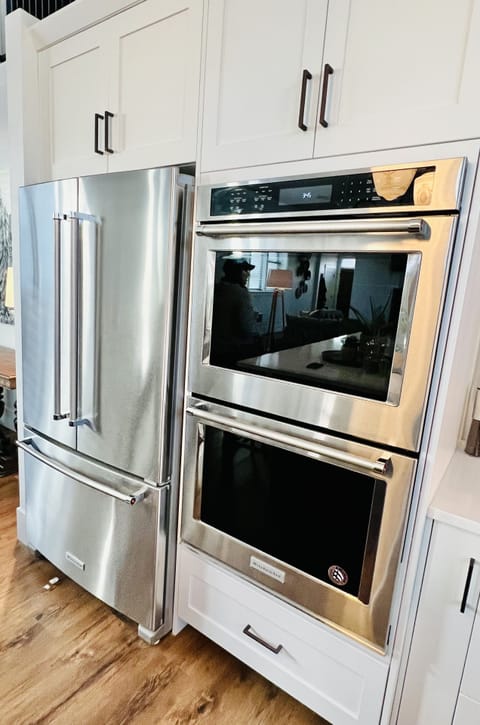 Double oven and fridge