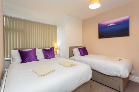 Apartment, Accessible, Ensuite (Passionfruit Suite ) | 2 bedrooms
