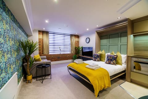 Luxury Apartment, Ensuite, River View | 1 bedroom