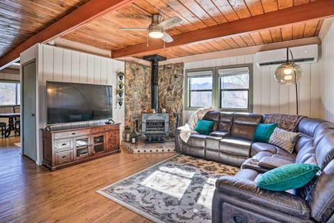 Prescott Vacation Rental | 3BR | 2.5BA | 1,700 Sq Ft | Stairs Required