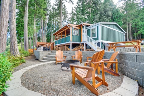 Port Ludlow Vacation Rental Cottage | 3BR | 2BA | 1,600 Sq Ft | 1 Step to Enter