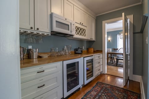 View from Wine Bar to Dining Room