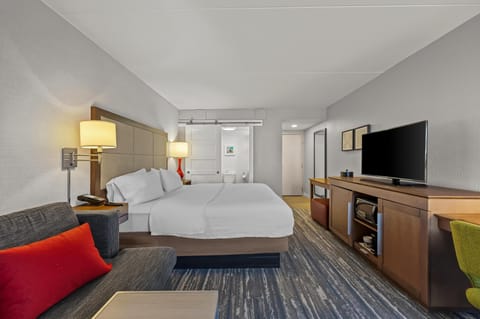 Room, 1 King Bed with Sofa bed, Non Smoking (Study) | In-room safe, blackout drapes, iron/ironing board