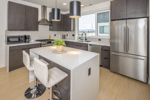 Cook a gourmet meal in this beautiful kitchen | Main Level