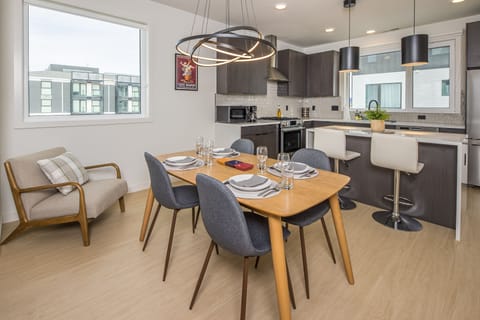 Gather round the dining table | Main Level