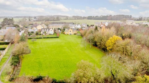 Landgate House - StayCotswold