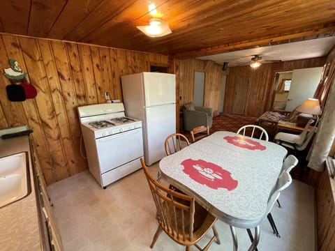 Cabin 8's kitchen/dining area