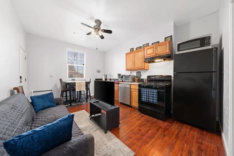 Family room with Smart TV and Smart Device for music!