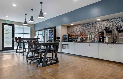 Free daily on-the-go breakfast