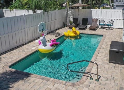 Work on your tan, shoot some hoops, or float around? Do it all!