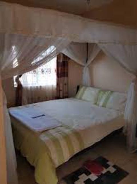 Standard Room | Bed sheets