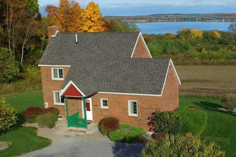 SENECA COTTAGE 