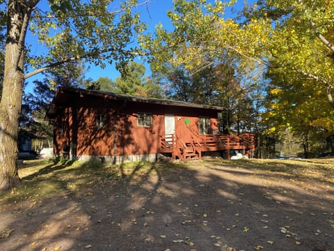 Side view of cabin, front door entry