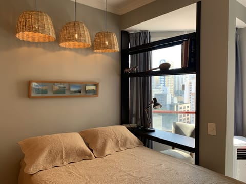 City Studio | Laptop workspace, free WiFi, bed sheets