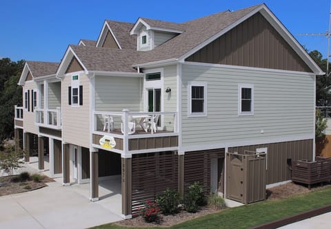 Front Exterior of End Unit Home on the Banks