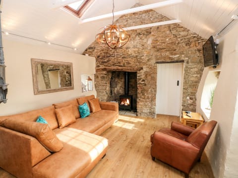 Cottage | Interior