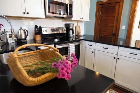 Lots of room to cook!