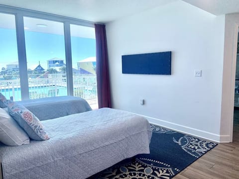 a4acf24d-d7e6-44b6-a8c9-f5246675a2d5