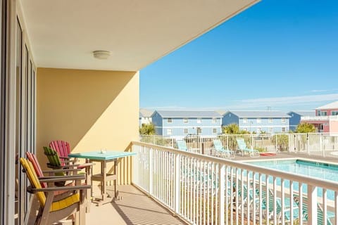 e6d90ea1-0bb8-4c19-9299-0d033dc64439